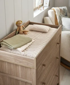 Barton Dresser Changer - Oak
