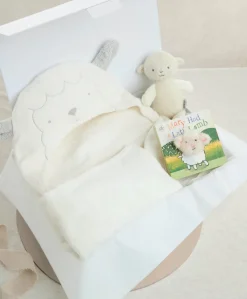 Bathtime Lamb - Medium Gift Box