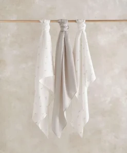 Bunny Swaddle Bundle (4 Pieces)