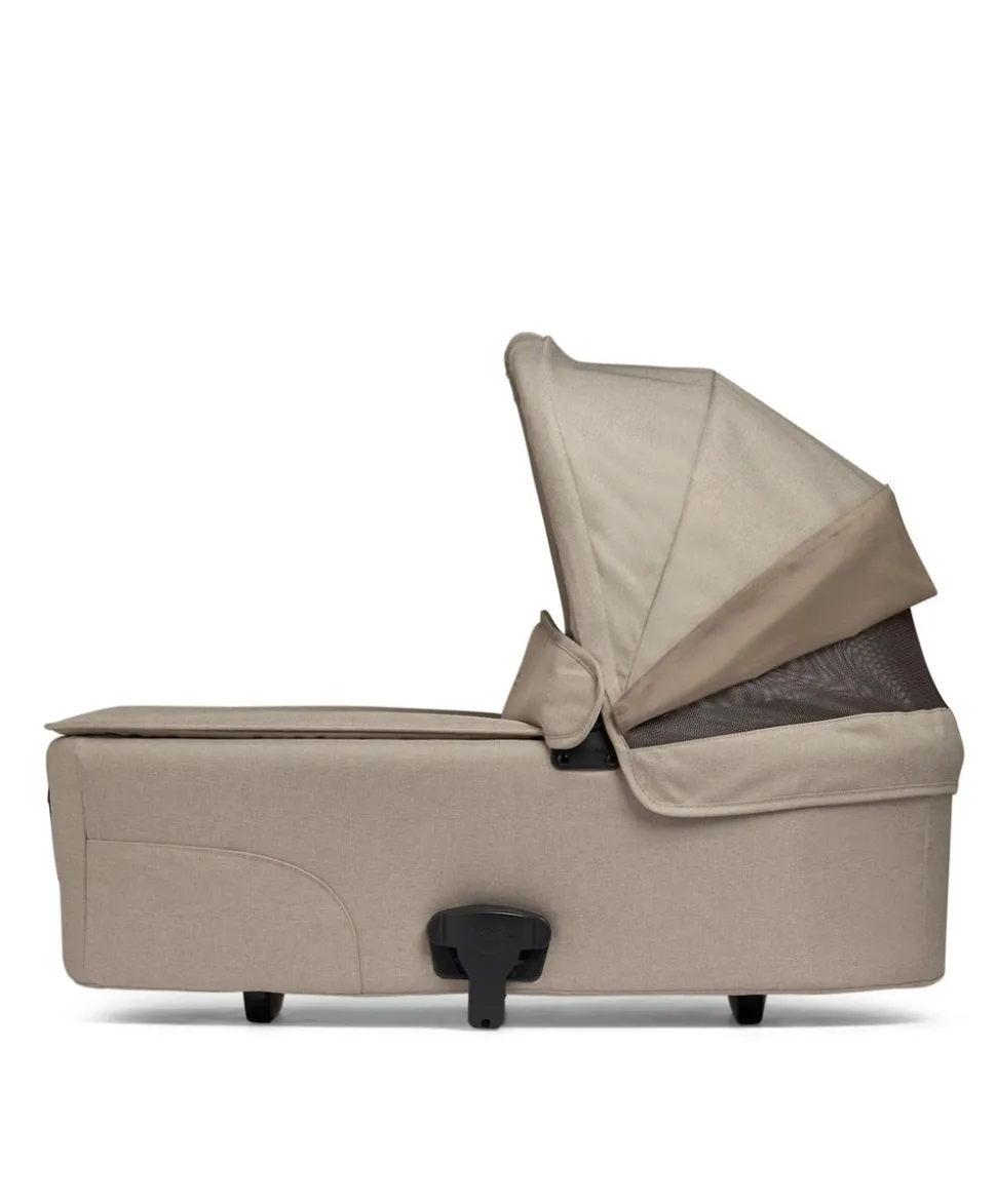 Flip XT³ Pushchair Bundle with Cybex Cloud T i-Size Baby Car Seat (8 Pieces) - Fawn