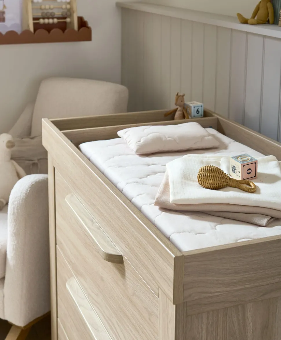 Franklin Nursery Bundle with Lua Bedside Crib (6 Piece) – Natural Oak