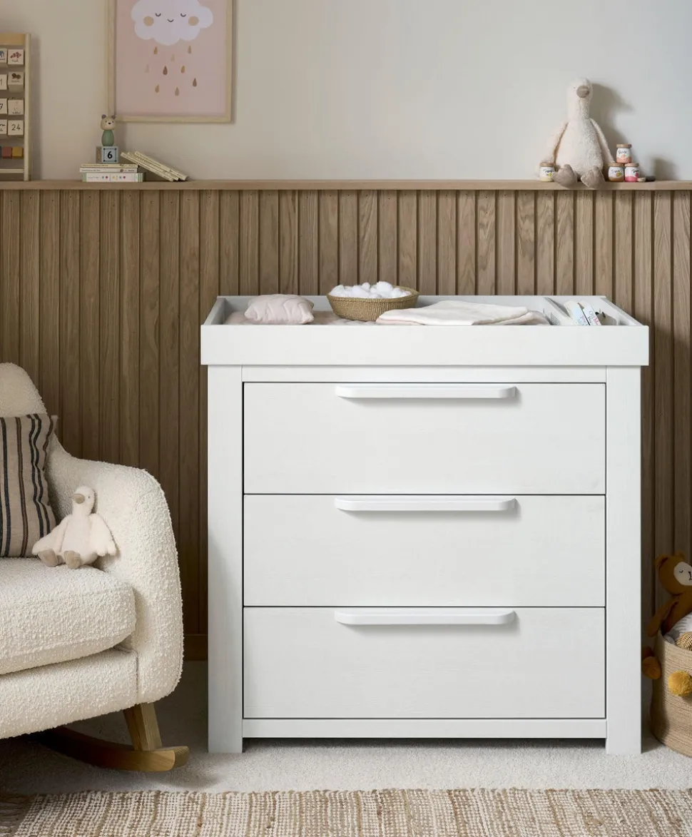 Franklin Nursery Bundle with Lua Bedside Crib (6 Piece) – White Wash