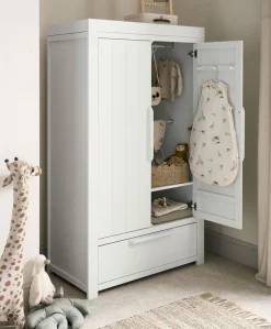 Franklin Nursery Bundle with Lua Bedside Crib (6 Piece) – White Wash