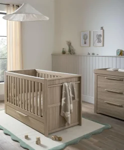 Franklin 2 Piece Cotbed Set with Dresser Changer - Oak