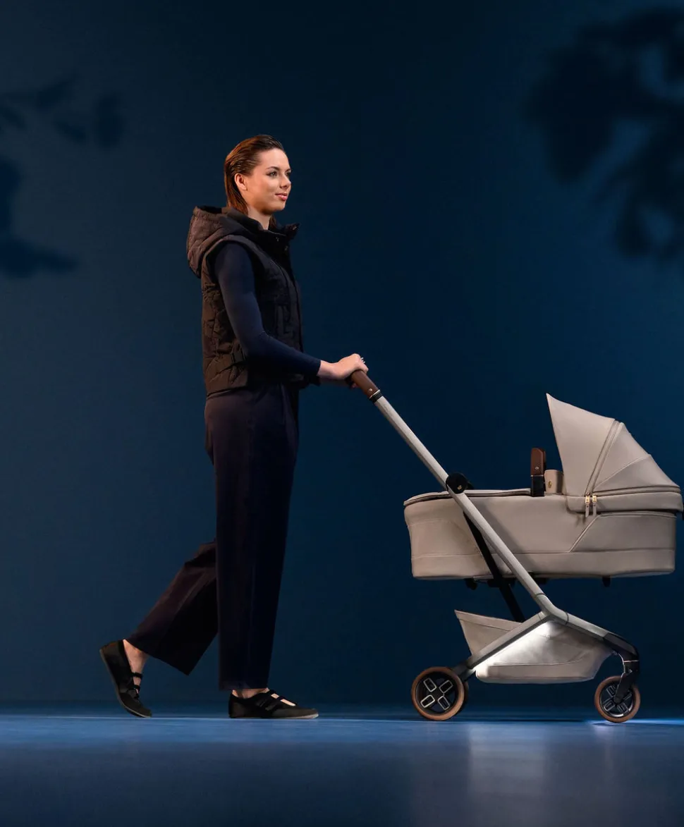 Maxi-Cosi Cabin Carrycot - Onyx Black