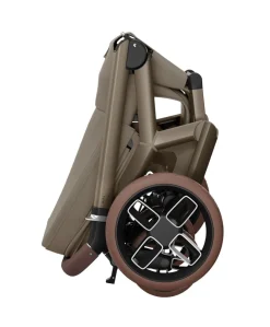Maxi-Cosi Fame Ultimate Pushchair Bundle with Maxi-Cosi Coral Slide Pro Car Seat & Maxi-Cosi Pearl XL Slide Pro Car Seat (10 Pieces) - Oak Truffle