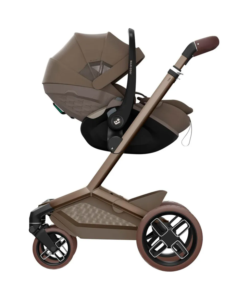 Maxi-Cosi Fame Ultimate Pushchair Bundle with Maxi-Cosi Coral Slide Pro Car Seat & Maxi-Cosi Pearl XL Slide Pro Car Seat (10 Pieces) - Oak Truffle