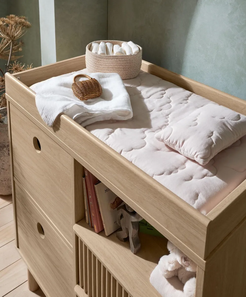 Oska Dresser Changer - Oak