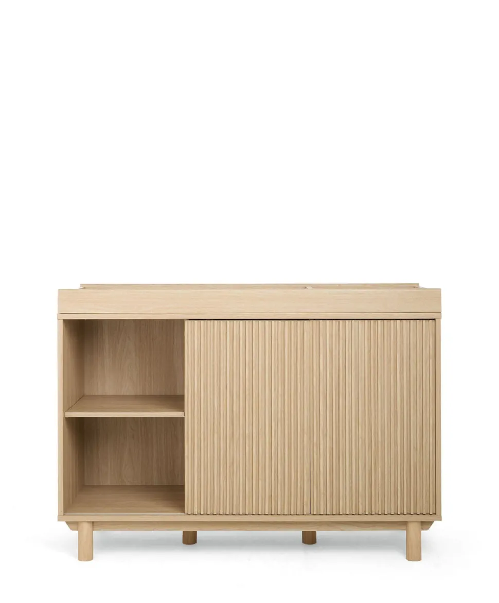 Oska Nursery Bundle With Wide Dresser Changer & Lua Bedside Crib (6 Pieces) - Oak