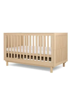 Oska 2 Piece Cotbed Set With Wide Dresser Changer - Oak