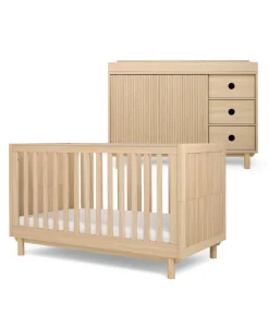 Oska 2 Piece Cotbed Set With Wide Dresser Changer - Oak