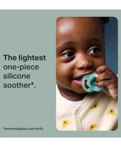 Tommee Tippee Ultra-light StayPut Night Glow Soother 0-6m (2 Pack)