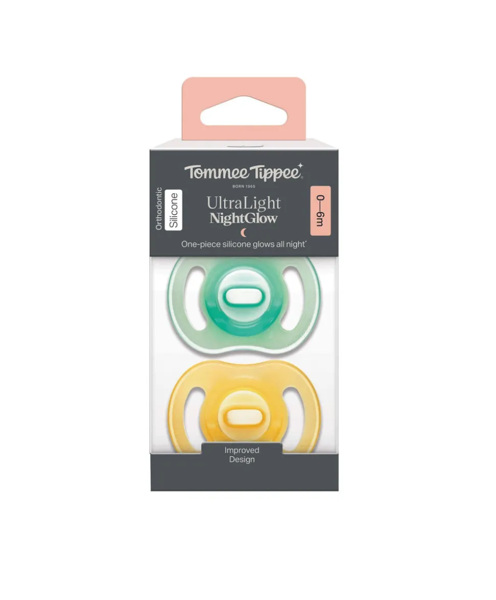 Tommee Tippee Ultra-light StayPut Night Glow Soother 0-6m (2 Pack)