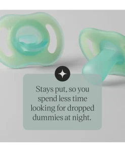 Tommee Tippee Ultra-light StayPut Night Glow Dummy 6-18m (2 Pack)